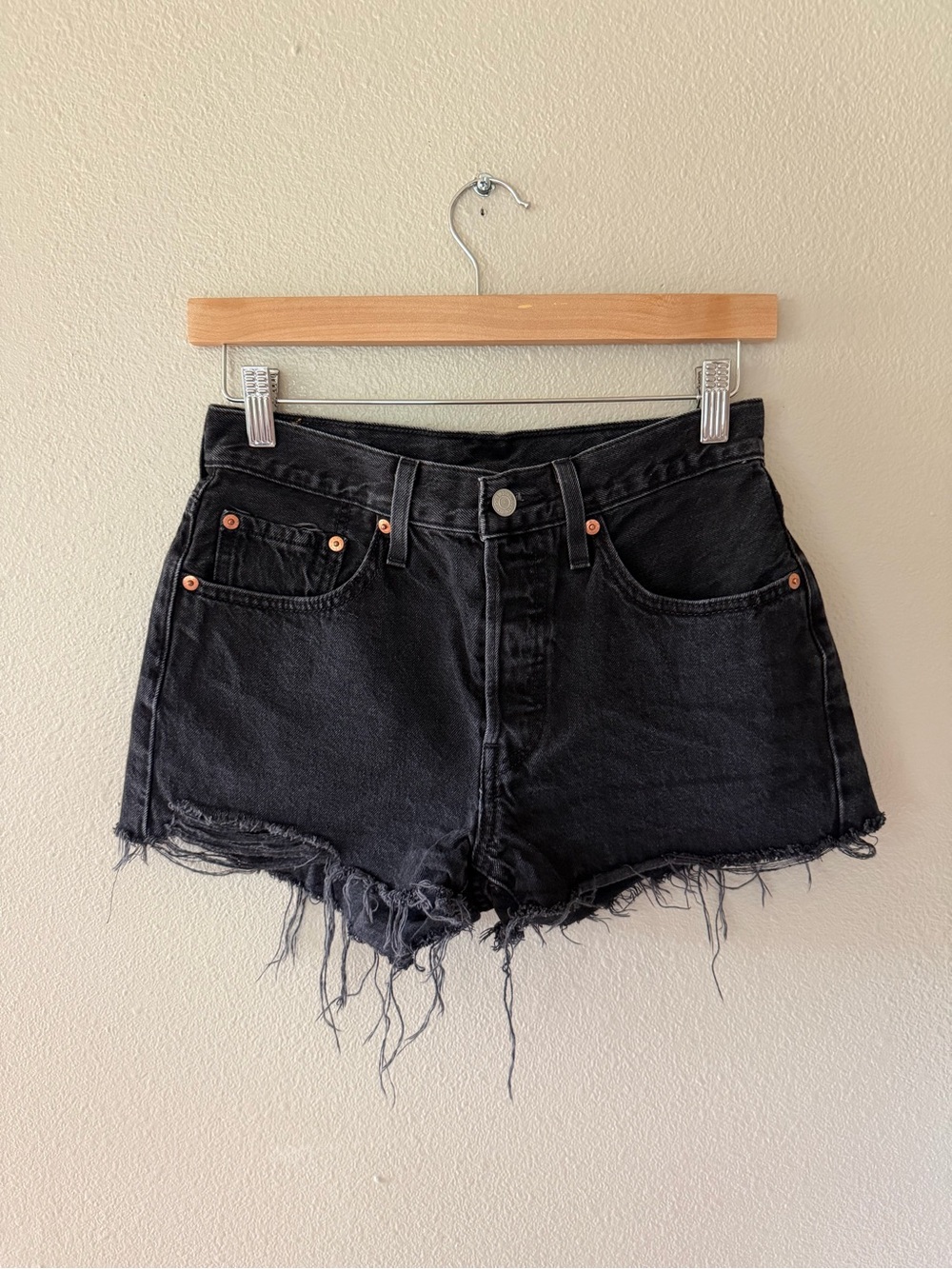 Levi's 501 Distressed Black Denim Jean Shorts High Waist 2” Inseam Size 26